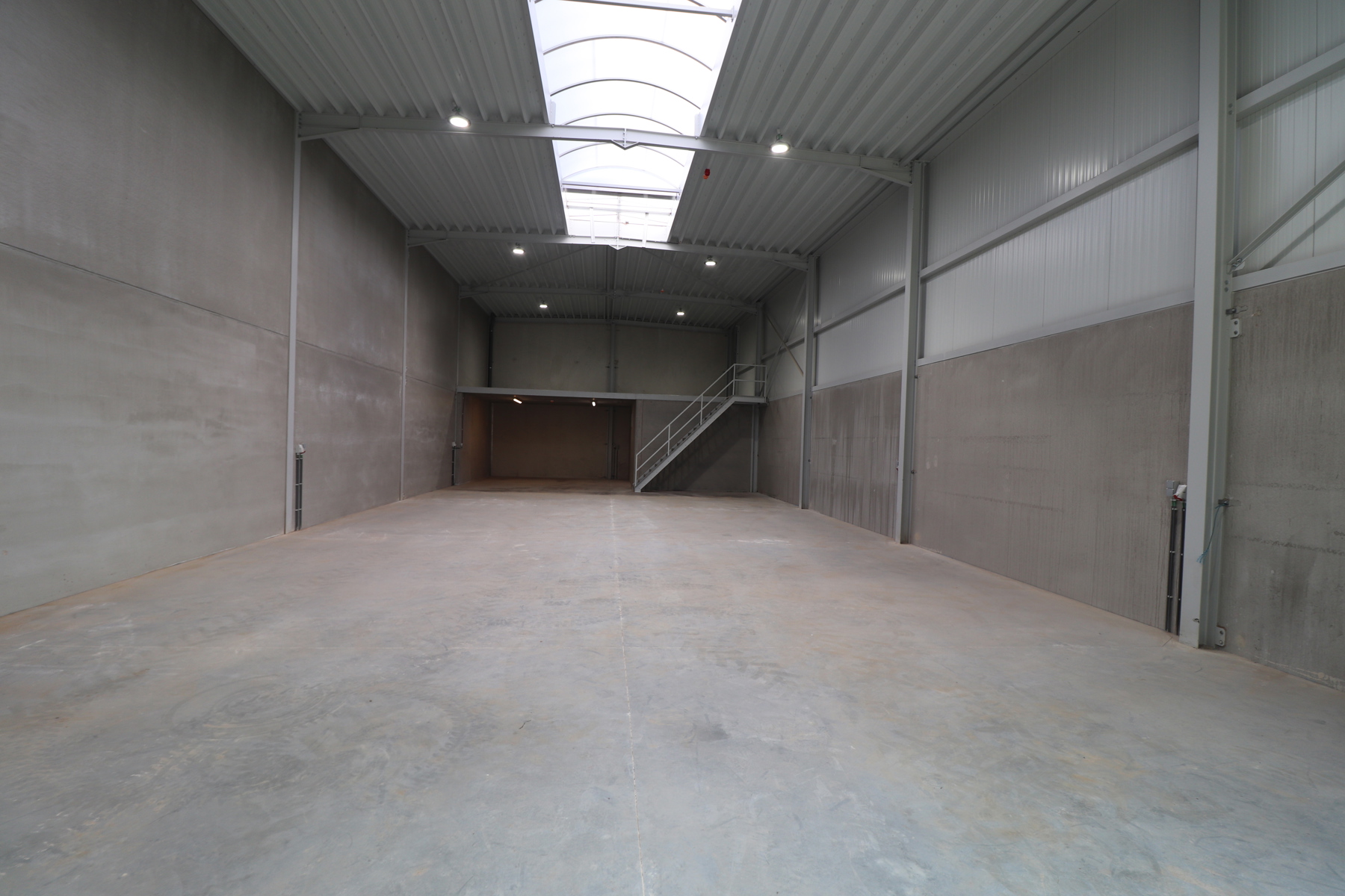 Commercial for rent in Merksplas - photo 3