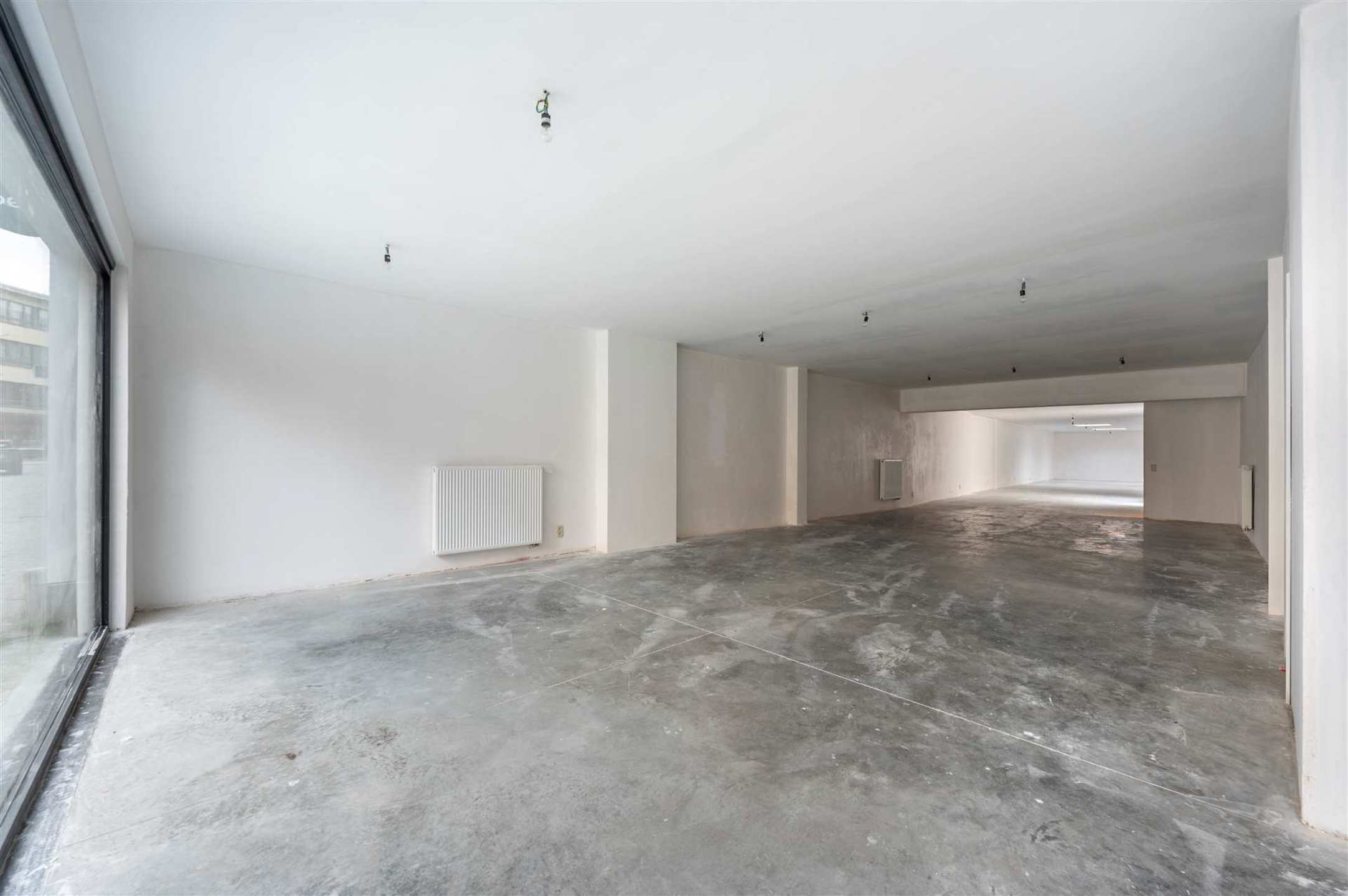 Commercial for sale in Mol - photo 3