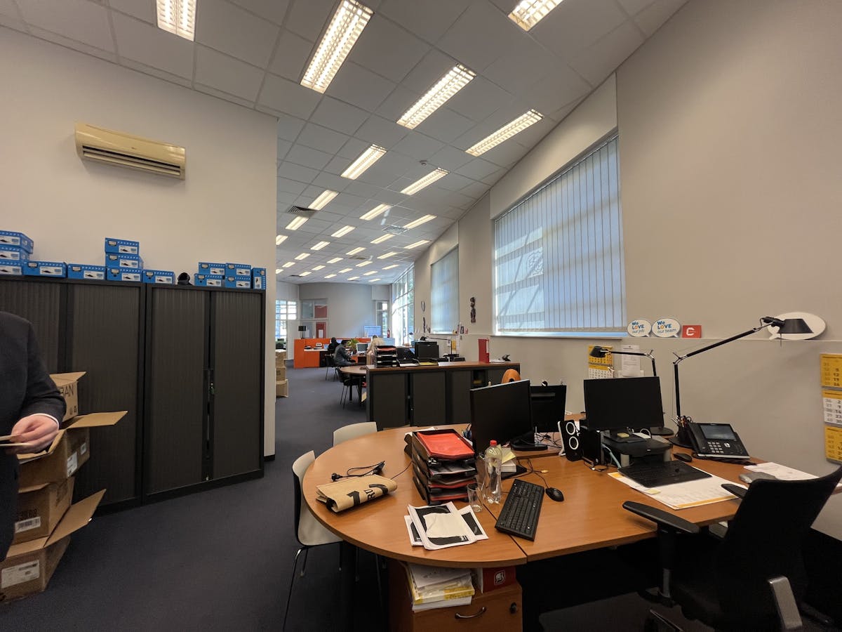 Handelspand (ca. 200 m²) te huur in centrum Gent - foto 4