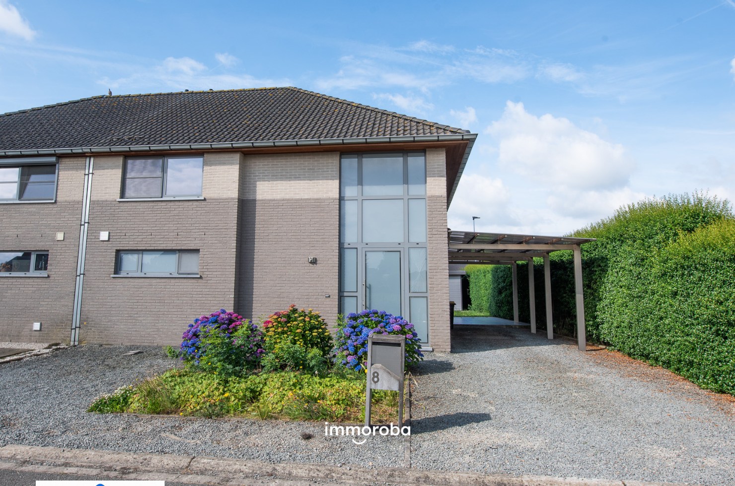 Rustig gelegen, ruime woning met 3 slaapkamers te Oeselgem! - foto 1