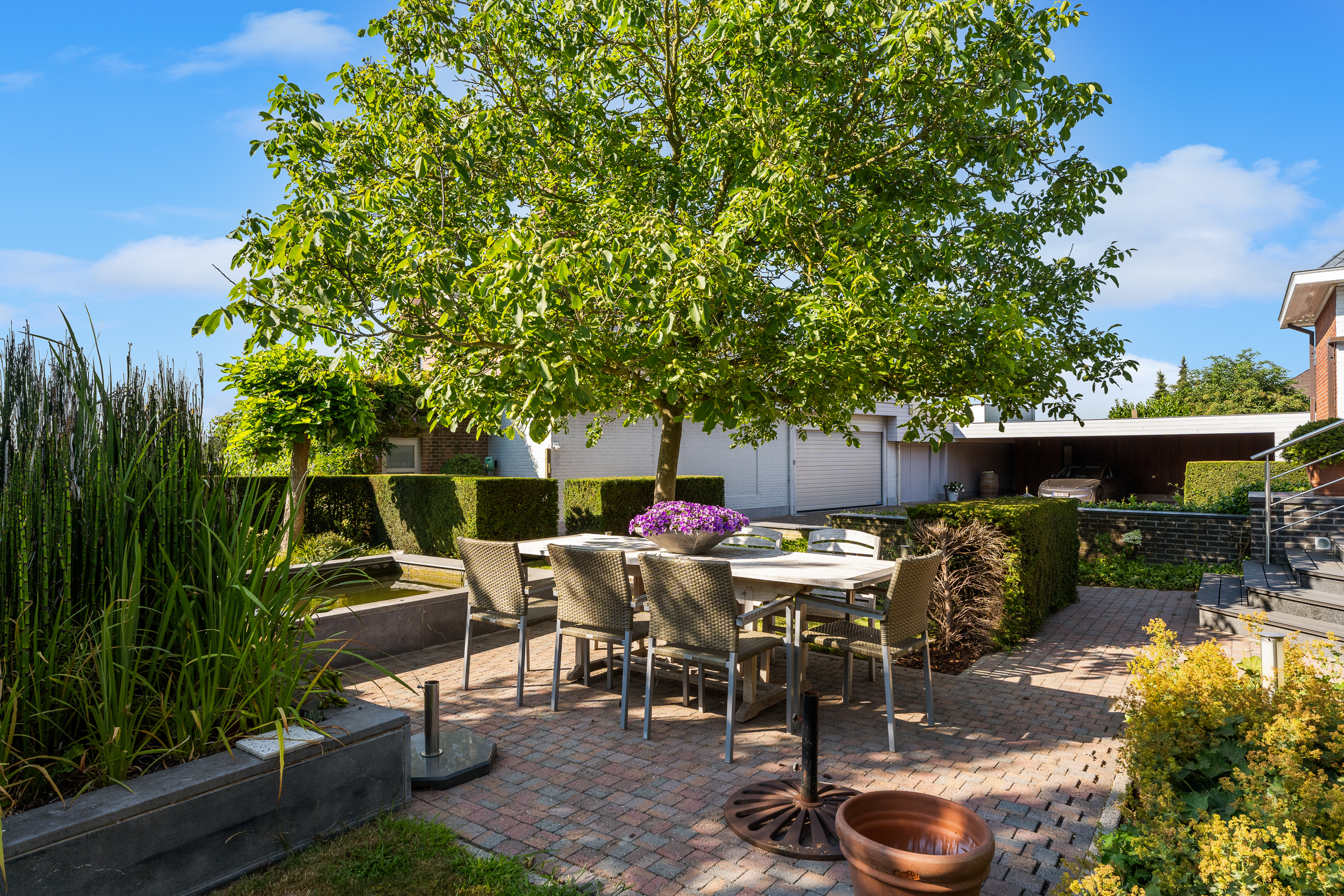 Luxueus gerenoveerde herenwoning met loods op 2.137m² - foto 4