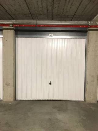 Garage à louer à Izegem