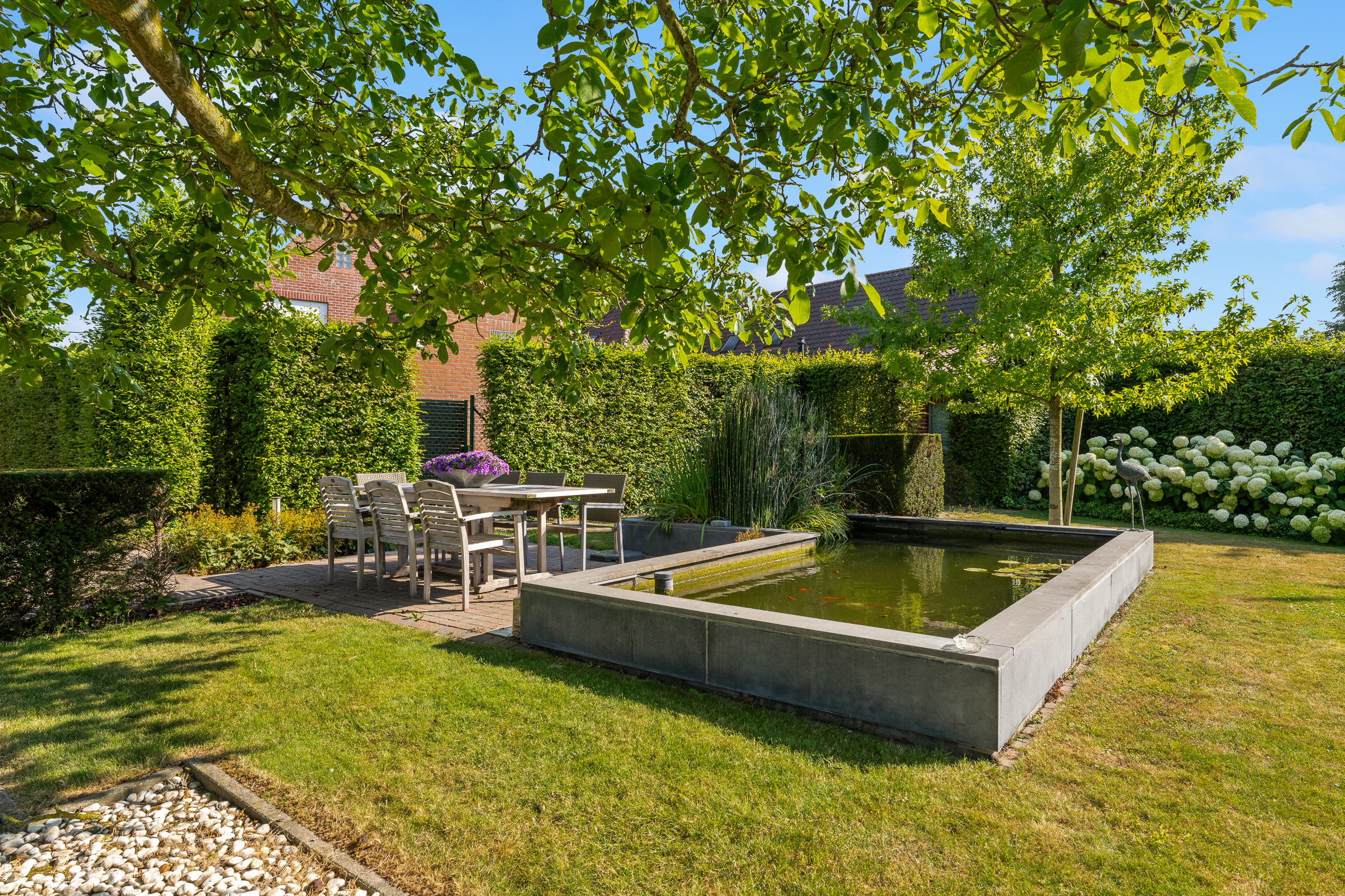 Luxueus gerenoveerde herenwoning met loods op 2.137m² - foto 5