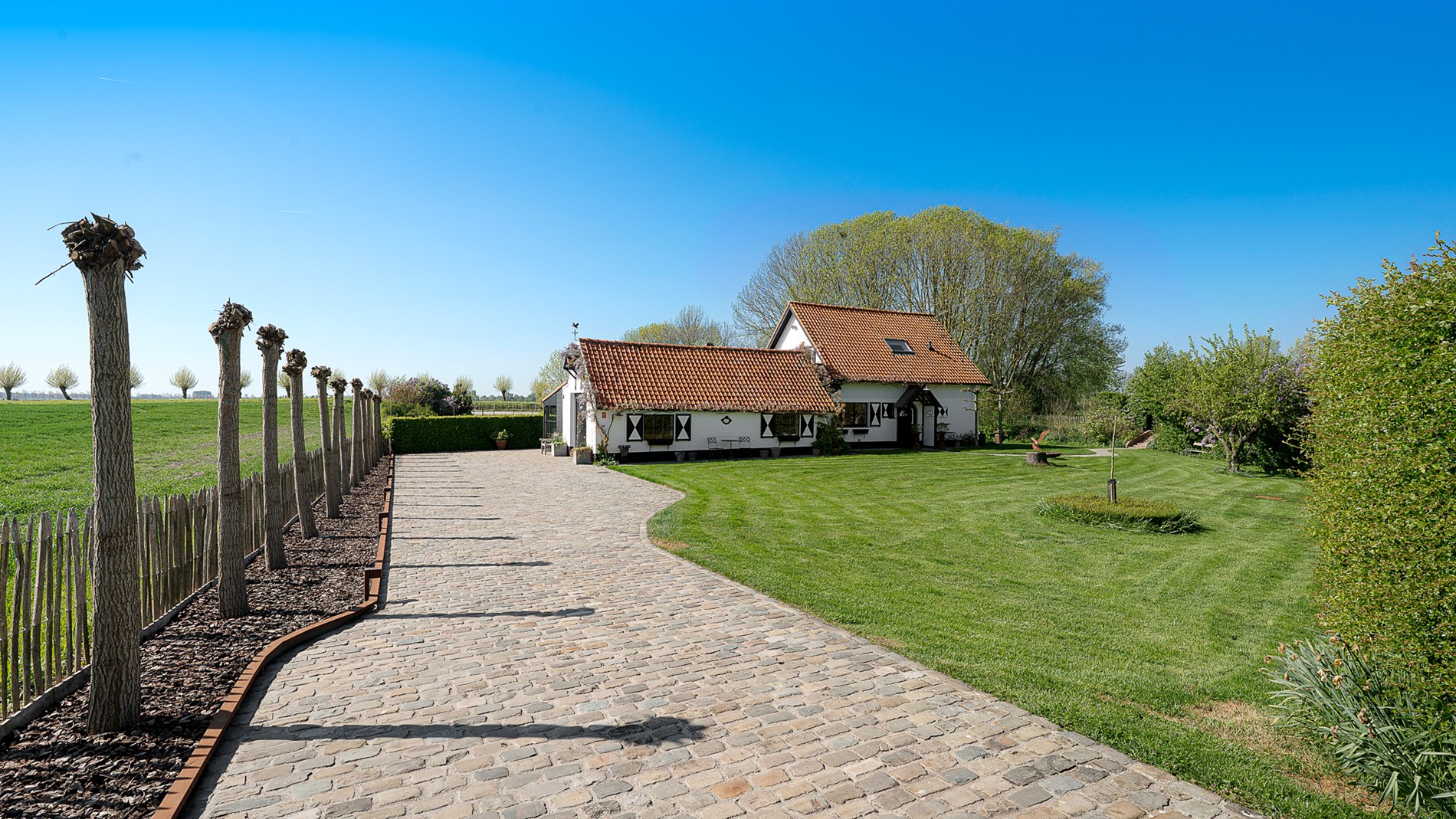 House for sale in Knokke-Heist with 3 bedrooms - photo 2