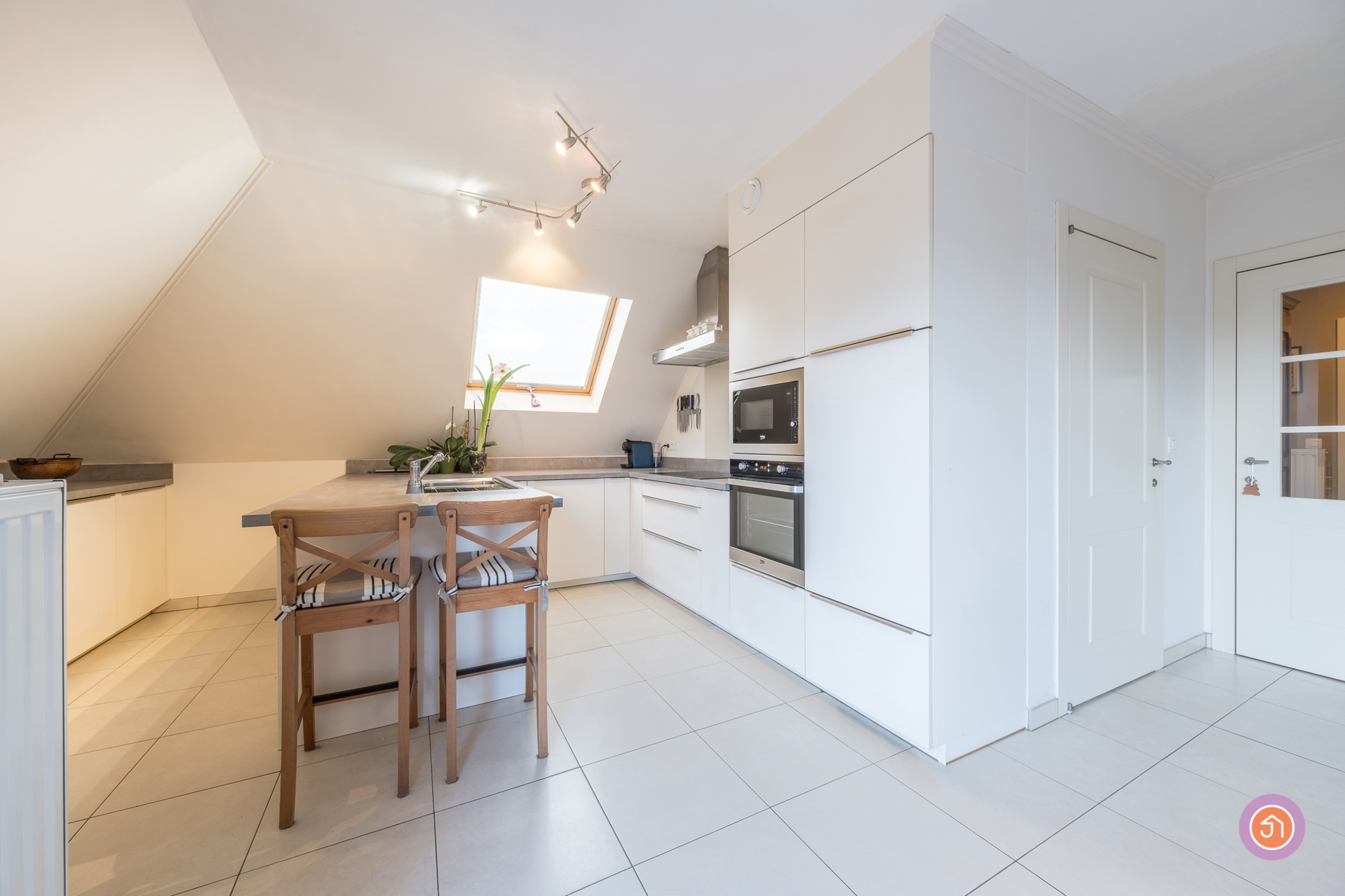 Drie slaapkamer appartement nabij centrum van Bornem - foto 3