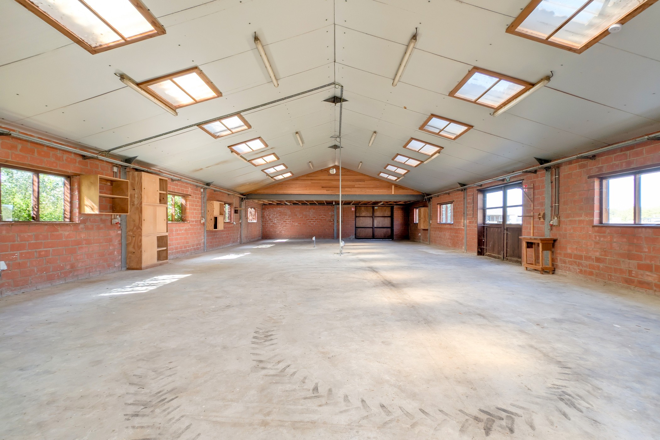 Magazijnen met woning te Evergem! - foto 5