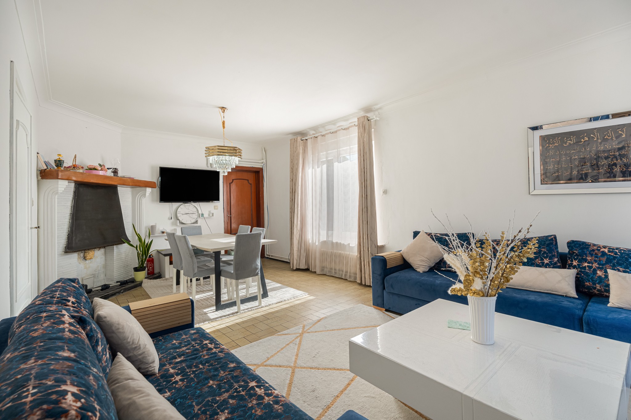 Instapklare woning met garage op toplocatie te Dendermonde! - foto 4