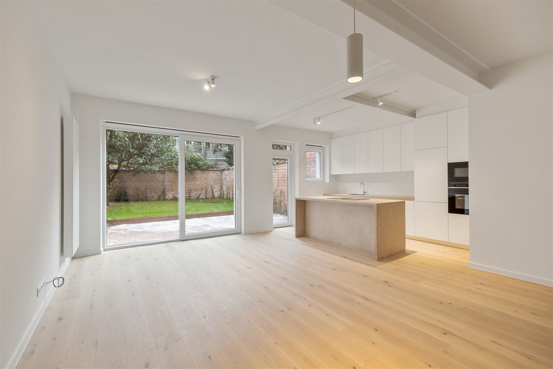 Apartment for sale in Antwerp with 1 bedroom - photo 1