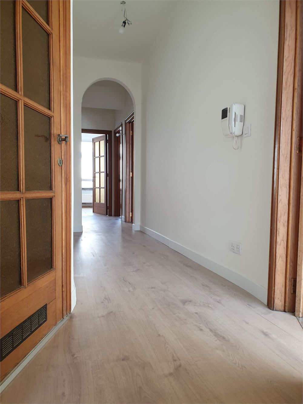 Mooi centraal gelegen appartement met 2 slaapkamers! - foto 4