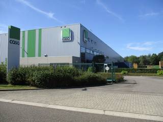 - 7.500m² tot 23.515m² magazijn- 749m² kantoor- 10,70 m vrije hoogte- 5T/m² magazijn- 30 los- en laadkades- 3 gelijkvloerse poorten- ESFR sprinkler-...