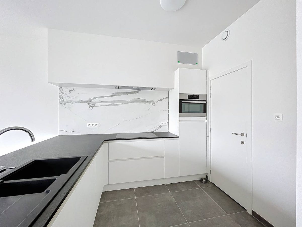 Appartement de 2 chambres à louer à Sint-Andries - photo 4