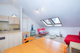 IXELLES, in a quiet street 200 metres from Place Fernand Cocq and the pedestrianised Chaussée d'Ixelles, on the second floor of a character...