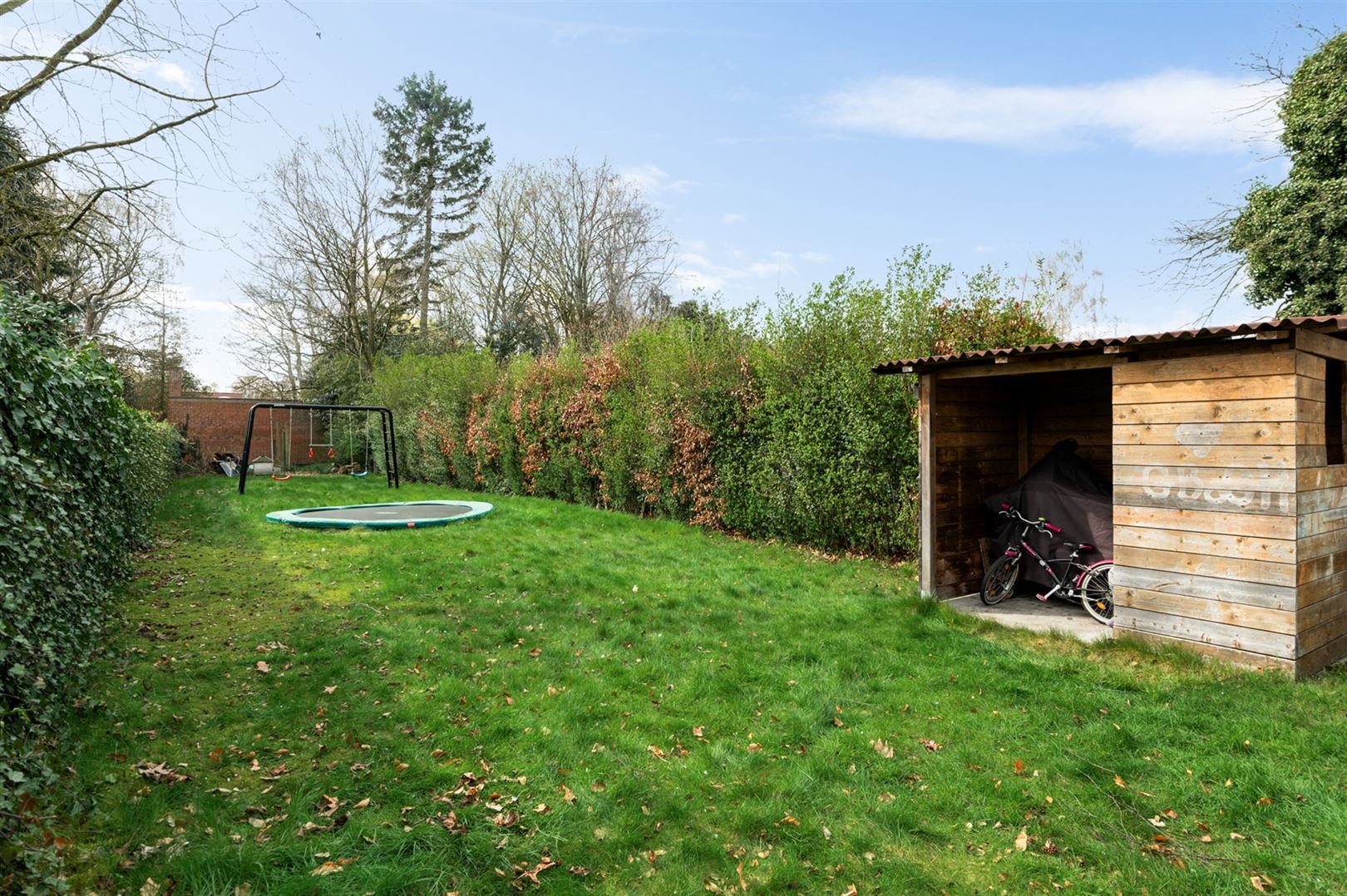 Te renoveren halfopen woning met grote tuin - foto 3