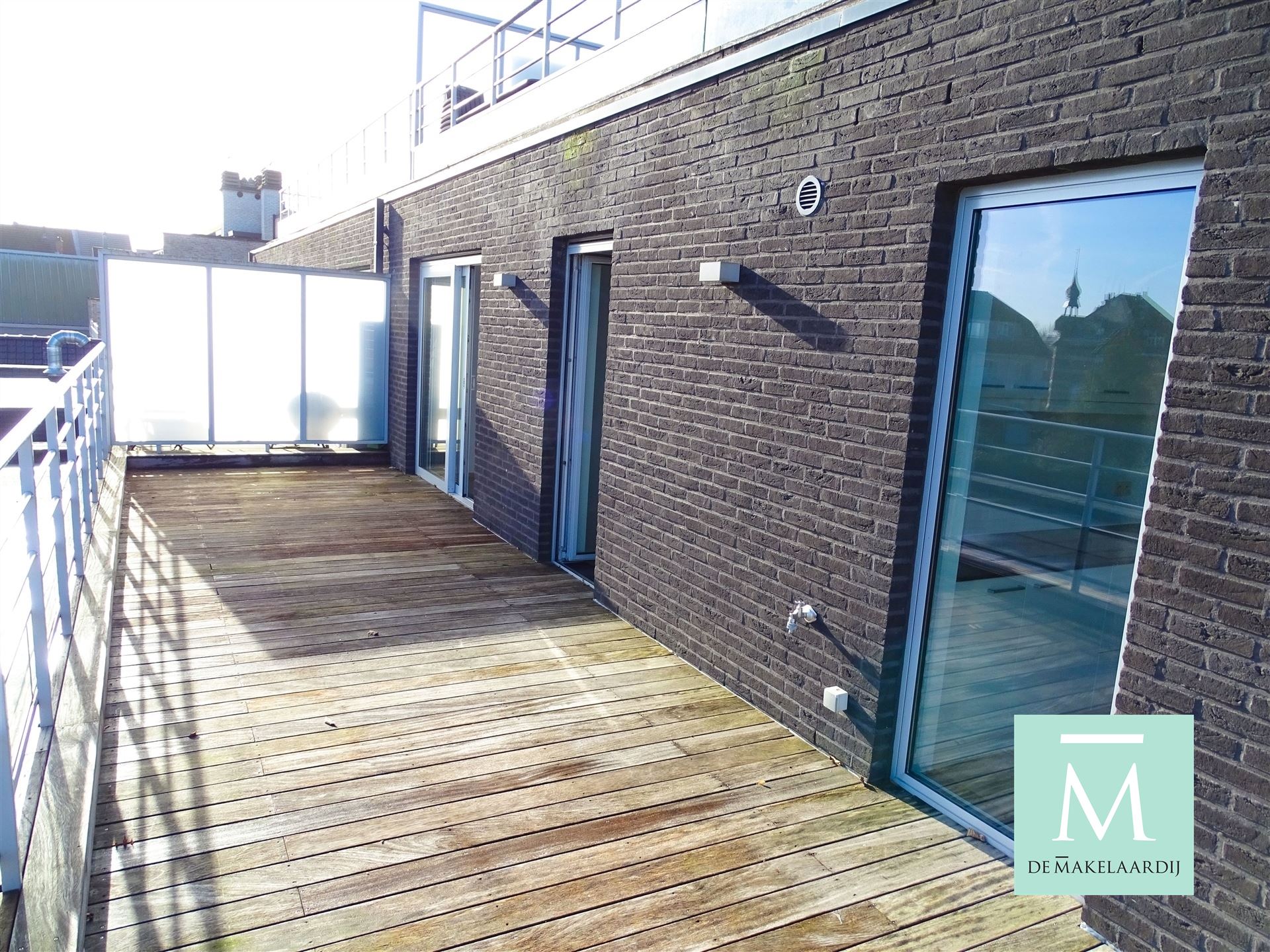 Energiezuinig 2-slaapkamerappartement met terras en carport in het centrum van Onze-Lieve-Vrouw-Waver! - foto 4