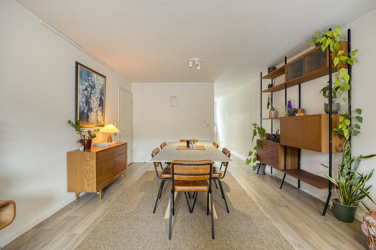 Appartement rénové de deux chambres dans le centre de Hasselt - photo 5