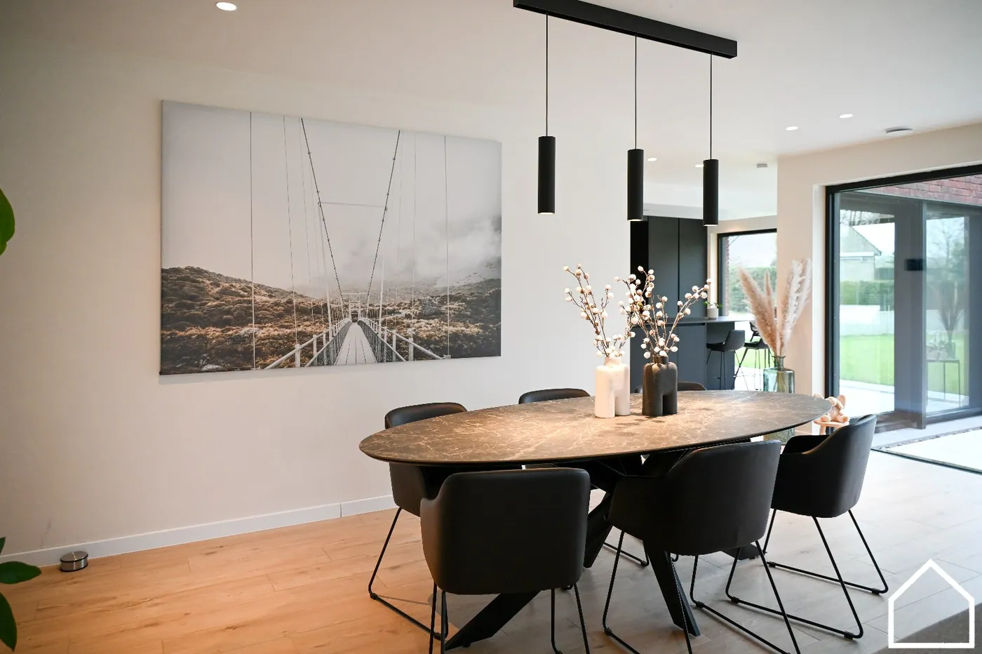 GROTE ALLEENSTAANDE NIEUWBOUWWONING OP 1776M² MET OPRIJLAAN - foto 3