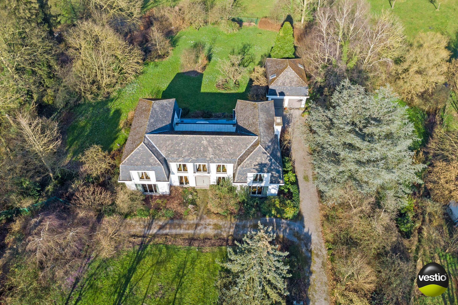 EXCLUSIEVE VILLA MET WEILANDEN OP 3,4 HA - foto 3
