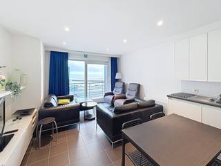 Spacious 1-bedroom apartment located right in the center of Nieuwpoort-Bad, Lombardsijdestraat 10 in Residentie Lotus 4. This apartment is within walking distance of the Zeedijk, public transport and the shopping street. Bicycle storage in the building.Layout:- entrance hall- living room with open kitchen (21 m²) with dishwasher, ceramic hob, fridge with freezer- terrace (5 m²)- bathroom (5 m²) with bath, shower, sink with washbasin- separate toilet- bedroom (9 m²) with access to the terraceFree from 01/01/2024General costs: 90 euro per monthPossibility to rent an additional garage at 100 euro/month.Pluses:- possibility to rent an additional garage- basement storage- very central location near shops and the ZeedijkAre you interested in this property for rent in Nieuwpoort? Go to the website www.dewaele.com, click on the property you want to rent. Via the red button “request your visit”, we ask you to fill out a profile briefly. After that, we will contact you for a visit. Appointments cannot be made by phone.