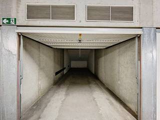 Tandemgaragebox op verdieping -2 vlakbij uitgang zeedijk.afmetingen: 10,3m x 2,8m...