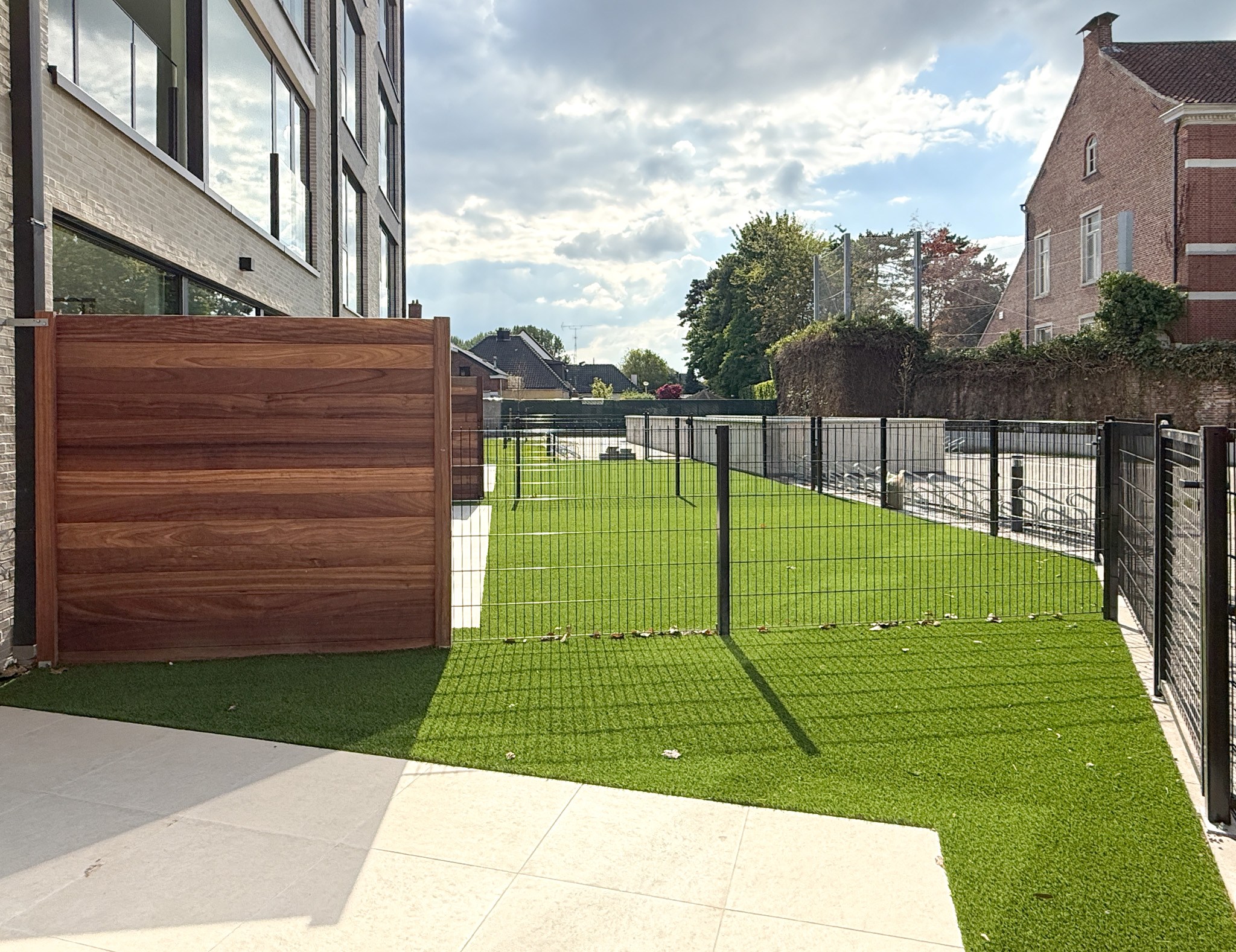 Gelijkvloers nieuwbouwappartement met tuin en twee slaapkamers - foto 4