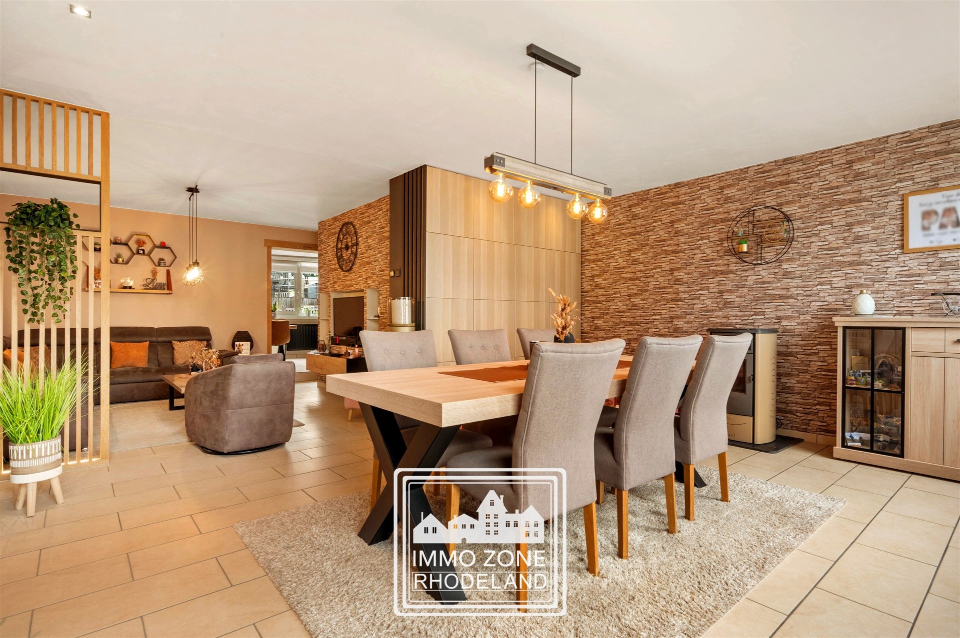 Knappe instapklare woning met 3 slpks, garage en mooie tuin  - foto 5