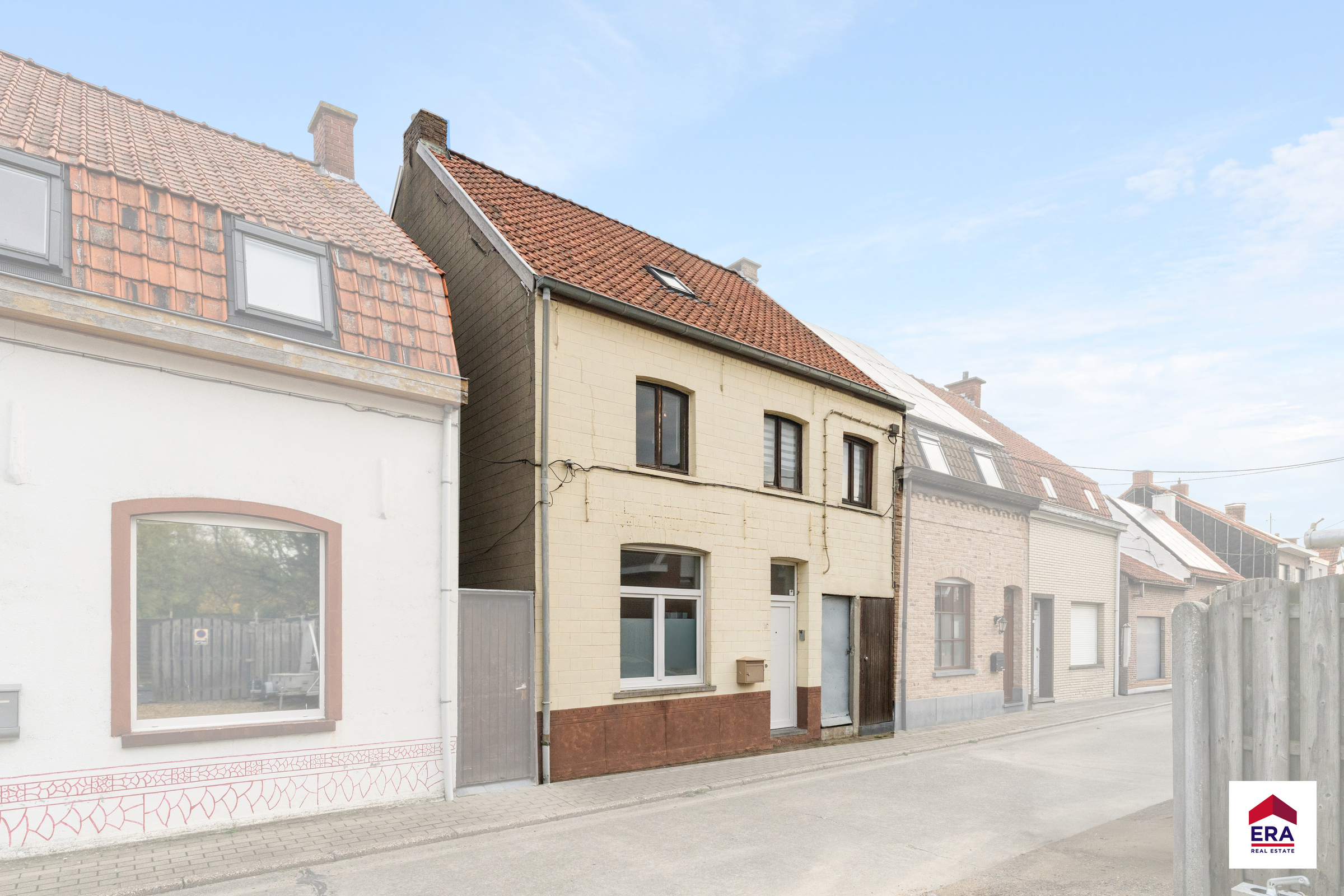 Maison à vendre à Oostrozebeke avec 3 chambres - photo 1