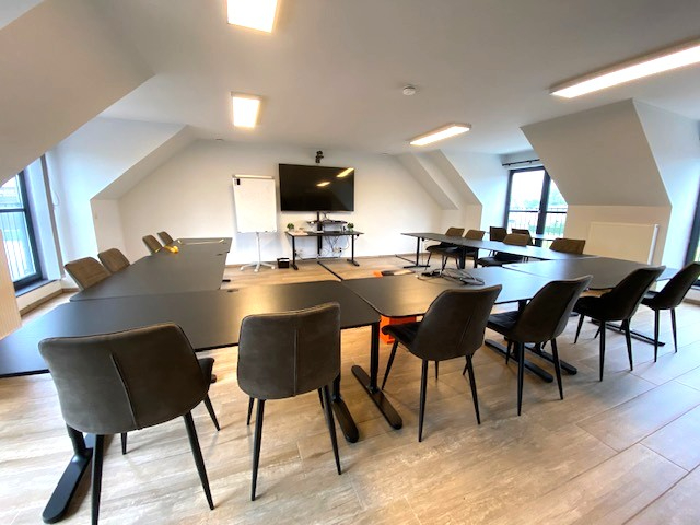 Instapklare kantoorruimte met gemeenschappelijke parking, nabij E313 - foto 5