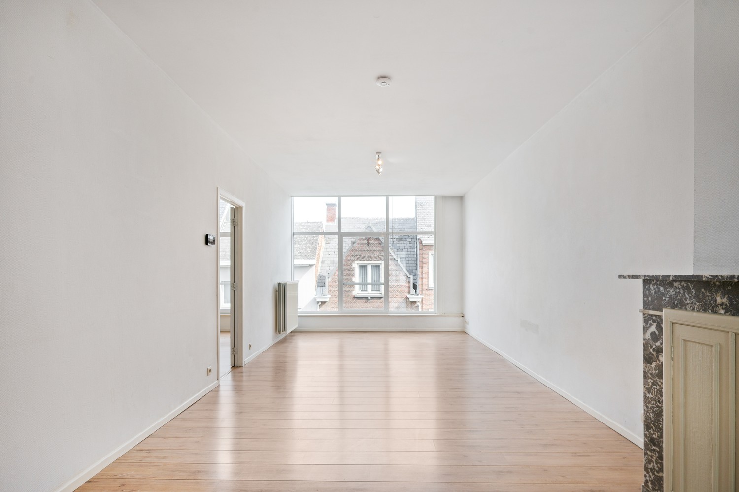 Ruim en lichtrijk appartement met 2 slpkrs en garagebox optioneel in het centrum van Lier - foto 4