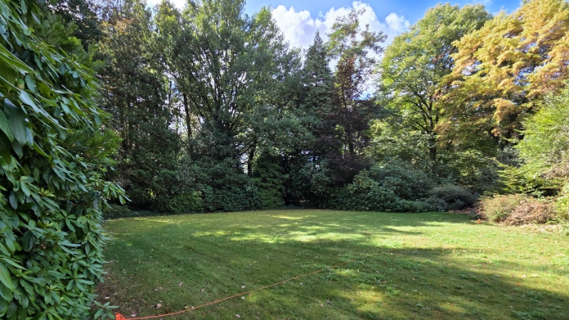 Zeer mooi gelegen bouwgrond 8 are open bebouwing - breedte 25 meter - foto 5