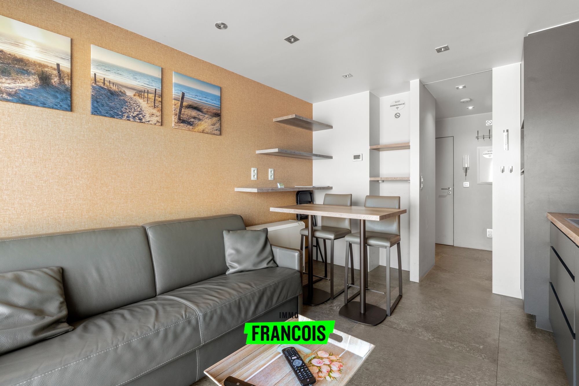 Uitstekende opbrengsteigendom: gerenoveerde studio frontaal zeezicht Middelkerke - foto 3
