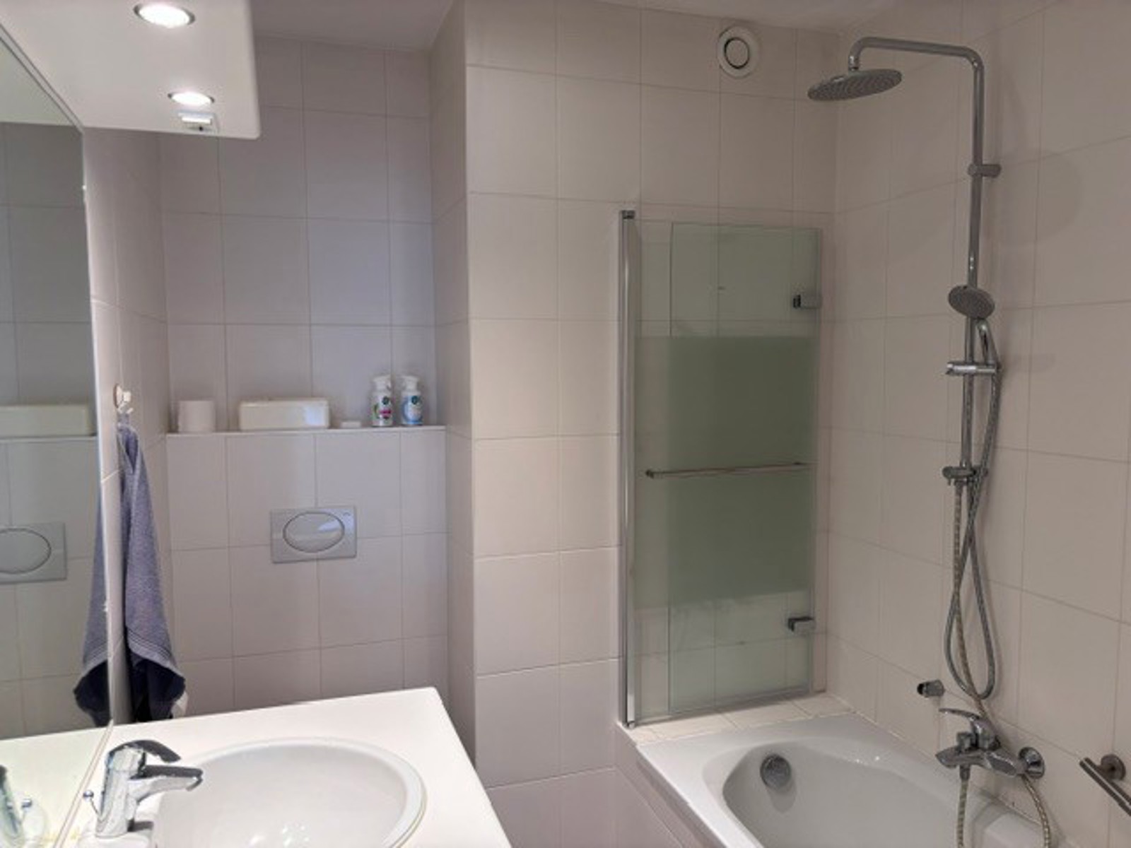 Ruim dakappartement in het centrum van Tielt.  - foto 5