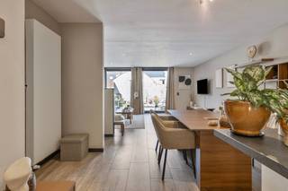 U kunt een BOD uitbrengen op deze woning, rekening houdend met de AANVANGSPRIJS van € 349.000,00, elk hoger BOD wordt voorgelegd aan de eigenaars...