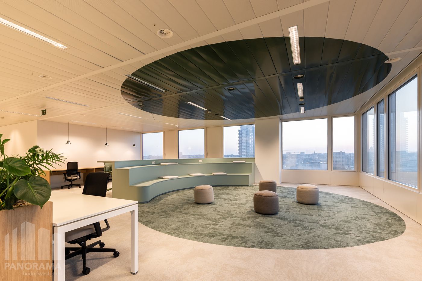 STIJLVOLLE KANTOORRUIMTE VAN 829 m² OP UITSTEKENDE LOCATIE - foto 5