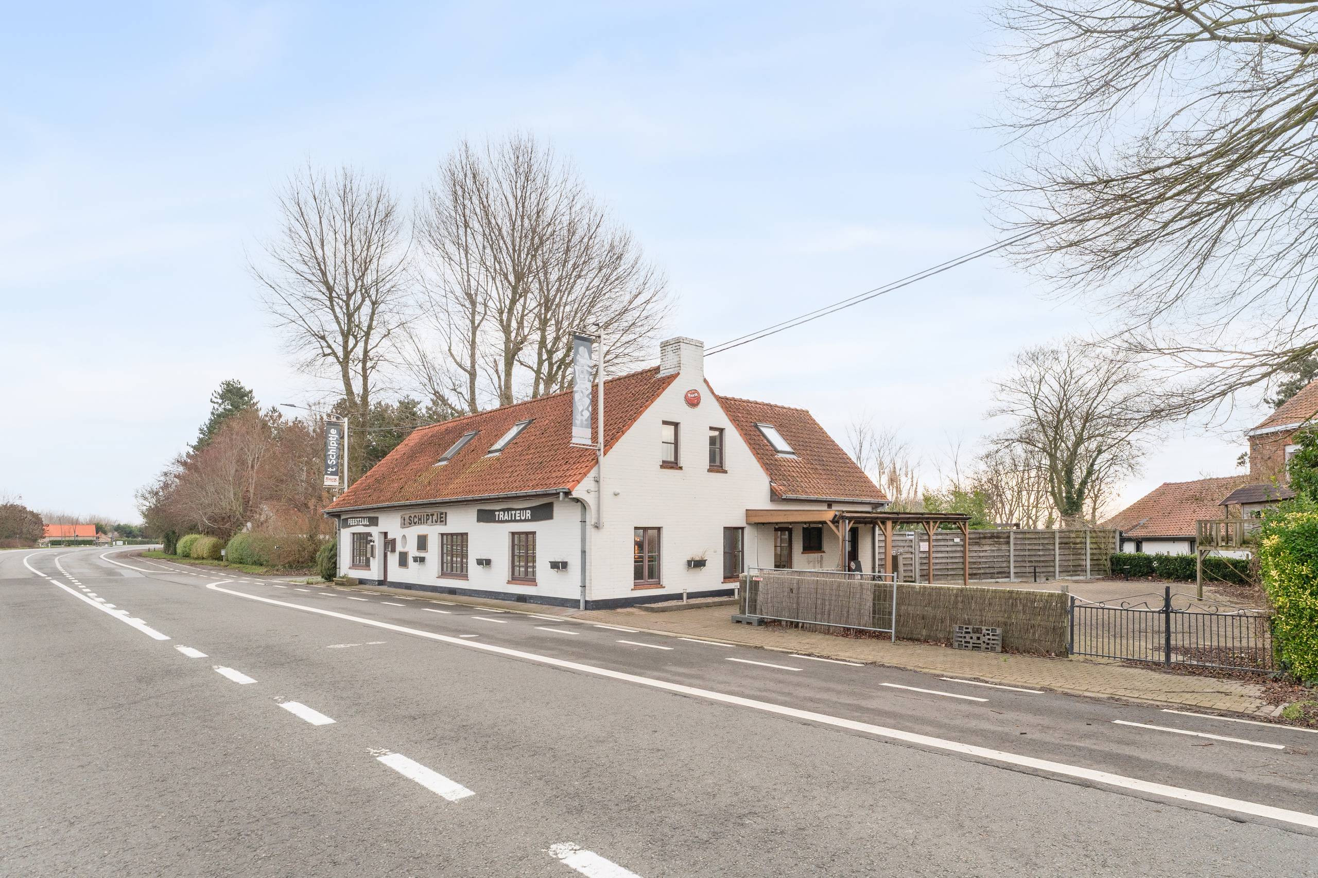 Charmant handelspand met woonst in Wulpen - foto 3