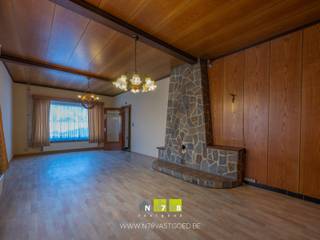 TE RENOVEREN VRIJSTAANDE WONING MET 3 SLAAPKAMERS OP EEN PERCEEL VAN 2A51CA TE LANKLAARTROEVEN- Vlotte verbinding met omliggende steden en dorpen via...