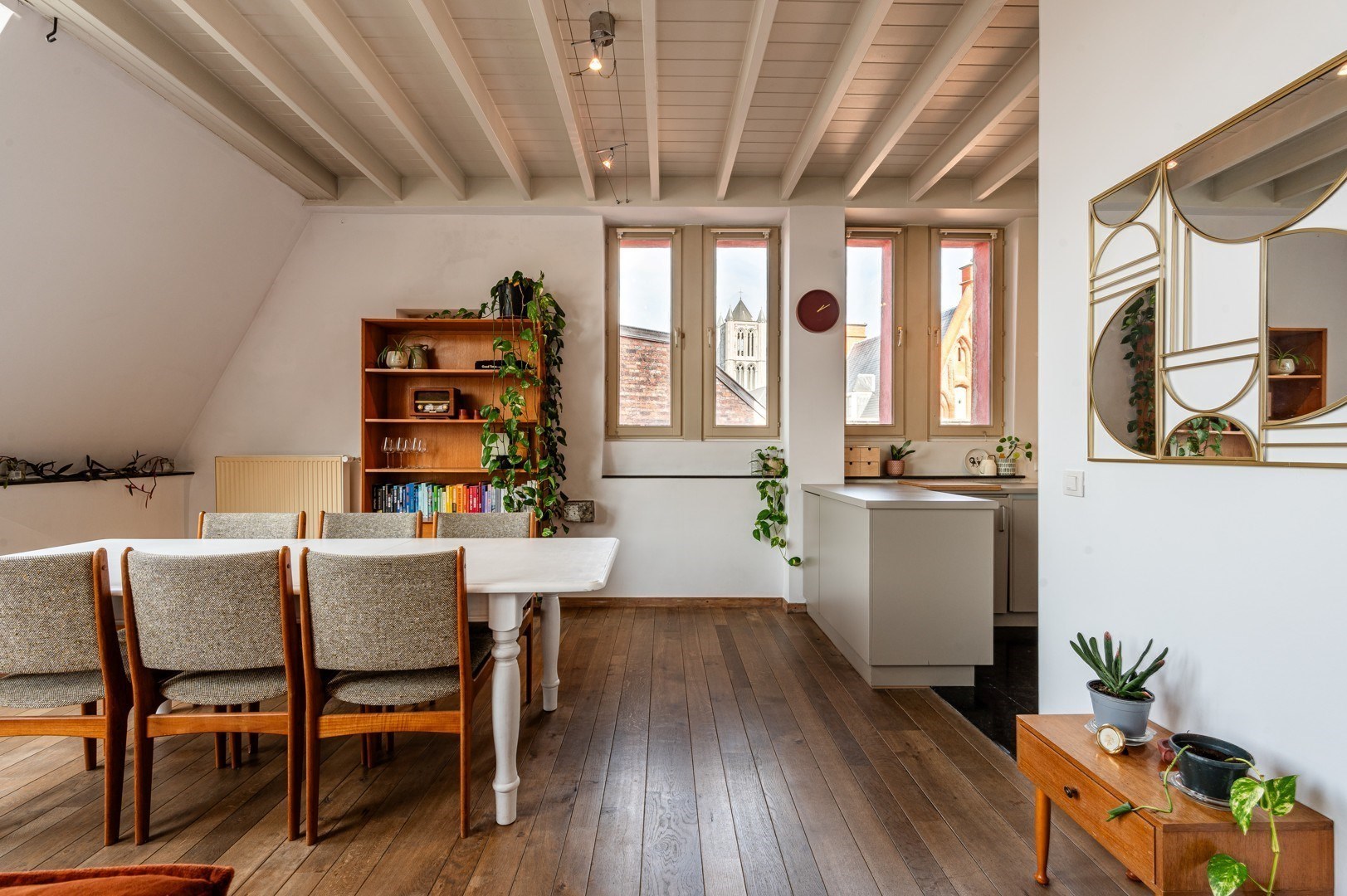 Lichtrijk duplexappartement in hartje Gent met uitzicht op het Belfort - foto 4