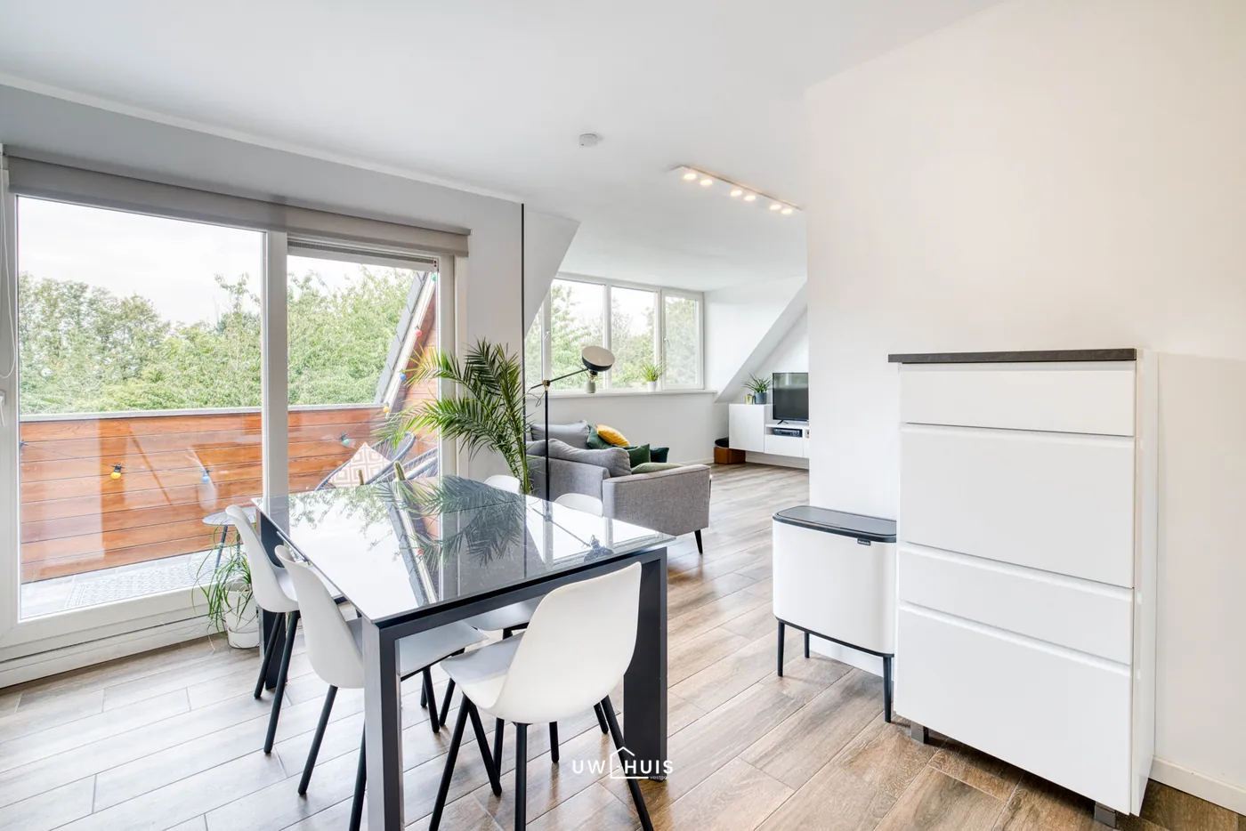 Ruim en lichtrijk duplexappartement met 3 slaapkamers in Temse - foto 4