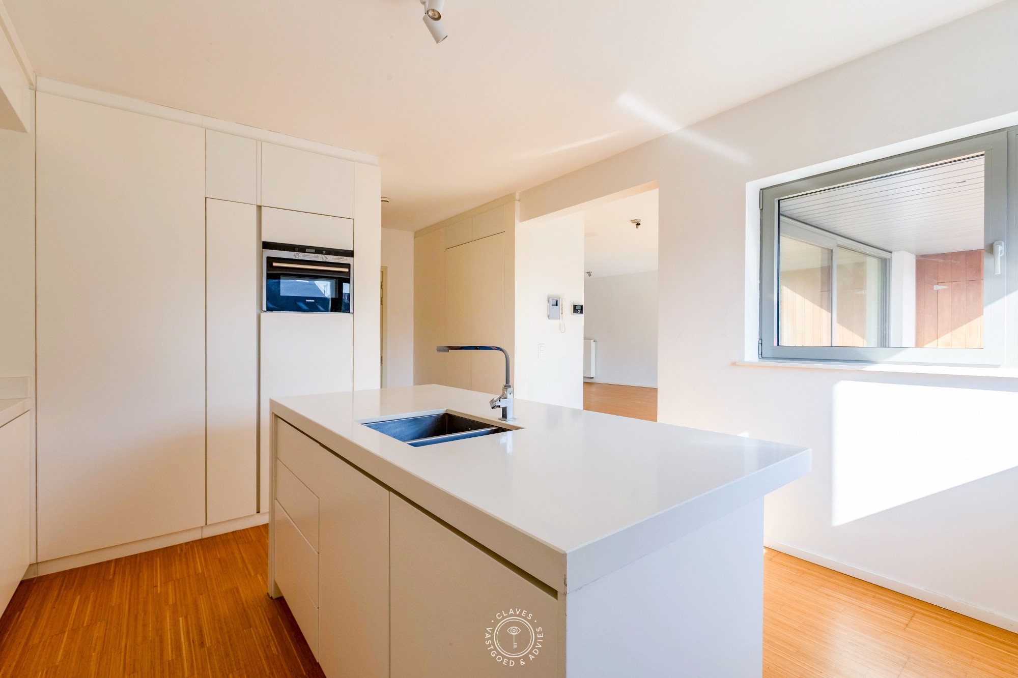 Centraal gelegen appartement met zonnig terras - foto 4
