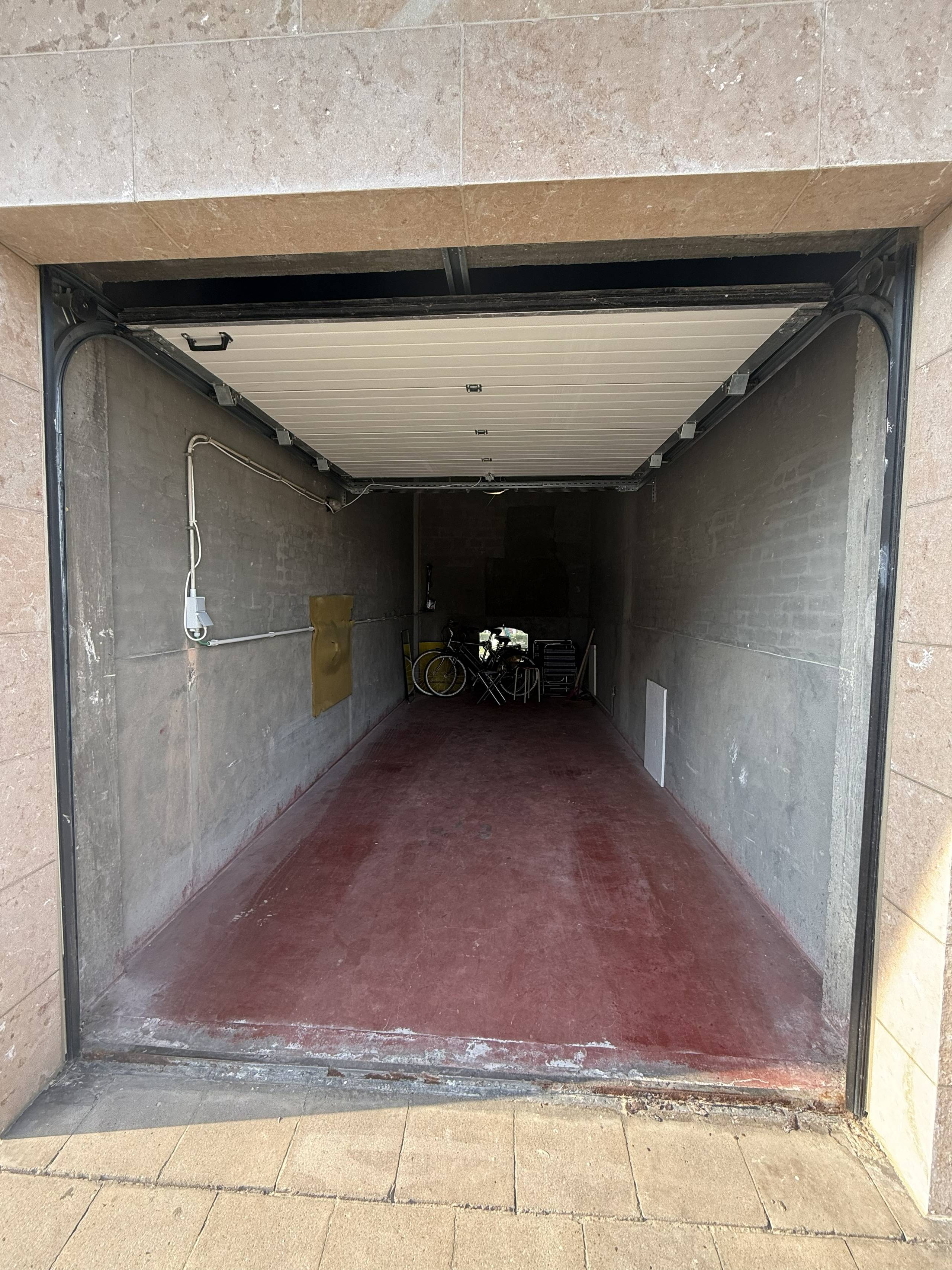 Gesloten garagebox te koop - achterkant zeedijk Wenduine! - foto 5