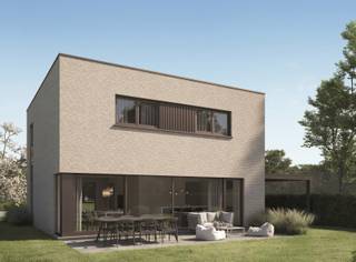 Op zoek naar een rustige thuis in het groene Waasland? Deze moderne nieuwbouwwoning ligt aan de rand van Sinaai, vlak bij een basisschool, bushalte en het dorpscentrum. Geniet van de mooie natuur rondom, terwijl je via de E17 vlot Gent en Antwerpen bereikt.
De woning heeft een lichtrijke leefruimte met open keuken en berging, drie slaapkamers, een comfortabele badkamer en een apart toilet. Op het ruime perceel van 815 m² geniet je volop van de tuin en het open zicht op de omliggende natuur.
Dankzij de warmtepomp, vloerverwarming, zonnepanelen en een E-peil van 20 woon je energiezuinig en toekomstgericht. Bovendien kies je zelf de afwerking van keuken, badkamer, vloeren en binnendeuren, zodat de woning volledig aansluit bij jouw smaak en wensen.
Liever zelf het ontwerp kiezen? Dat kan! We bouwen hier ook jouw nieuwe, energiezuinige woning volledig op maat, tegen een vaste prijs.
Een kijkje nemen? Je vindt de locatie links naast Keizerstraat 46. Of contacteer ons en ontdek alle mogelijkheden.