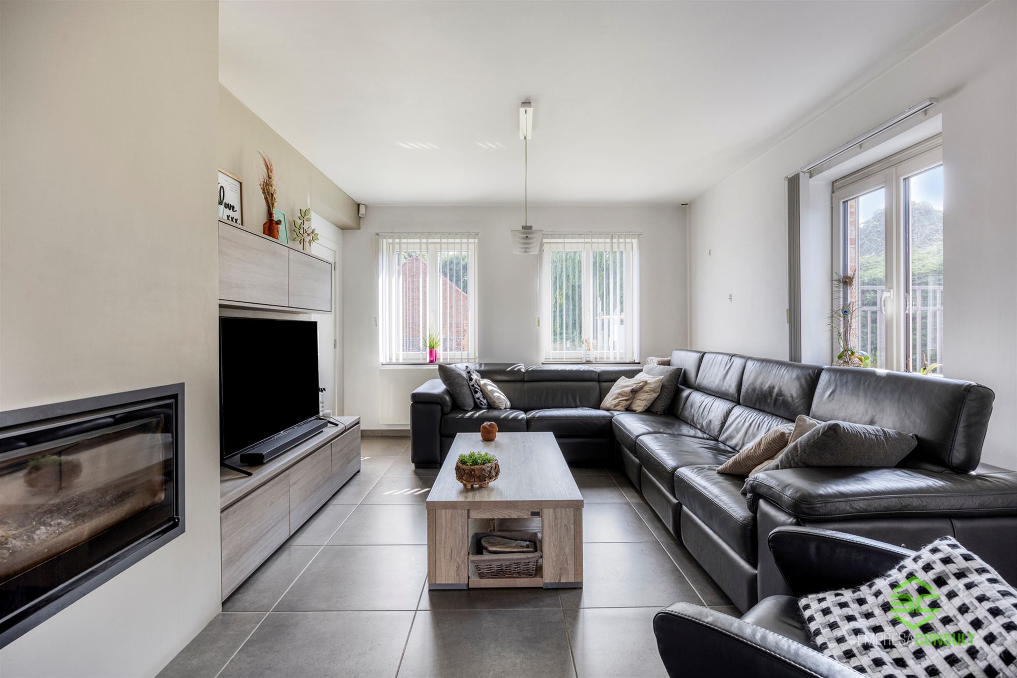 Instapklare woning met aparte garage en werkplaats van 150m² in Schulen! - foto 5