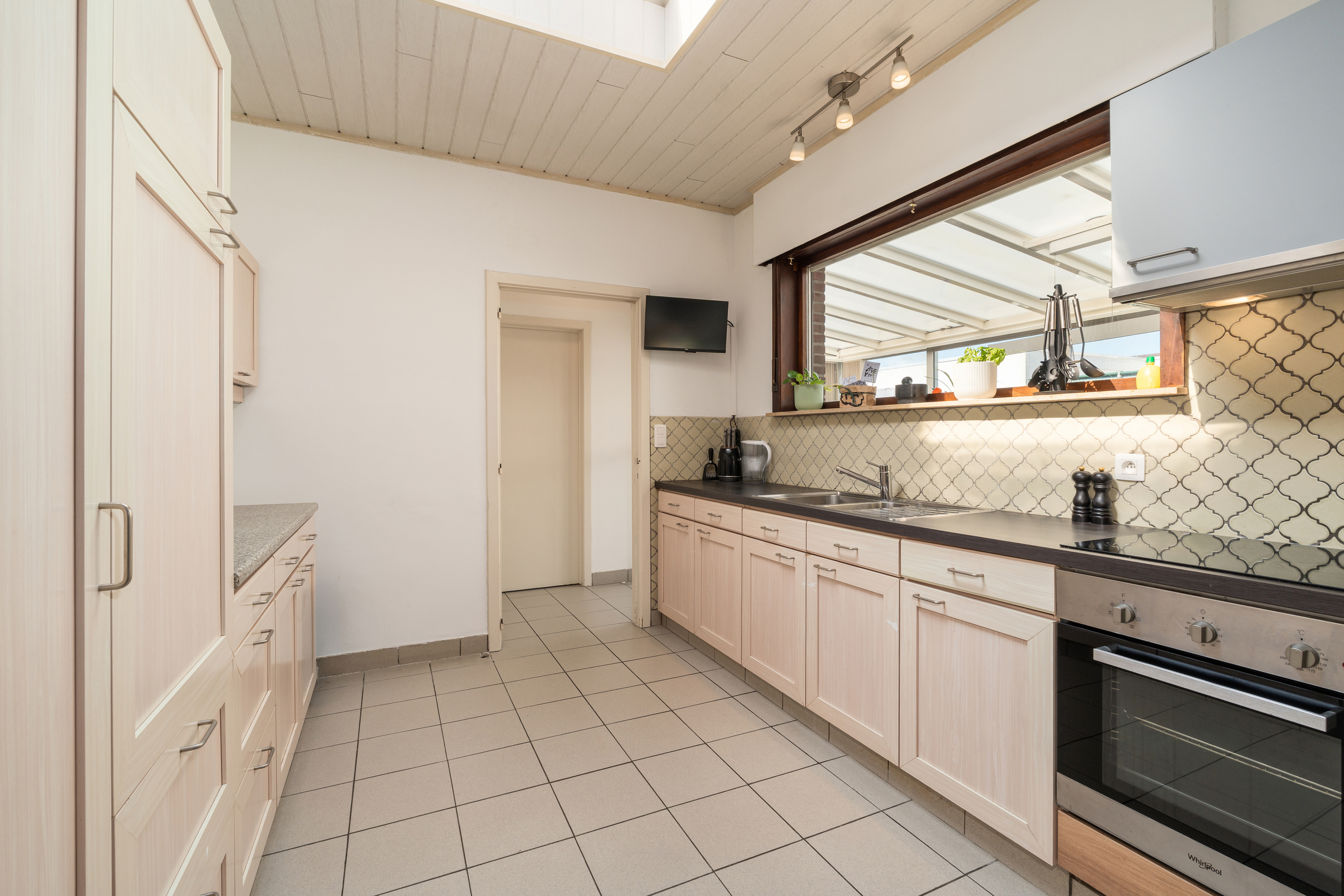 Half open gezinswoning met garage en leuke tuin rand Eeklo! - foto 5