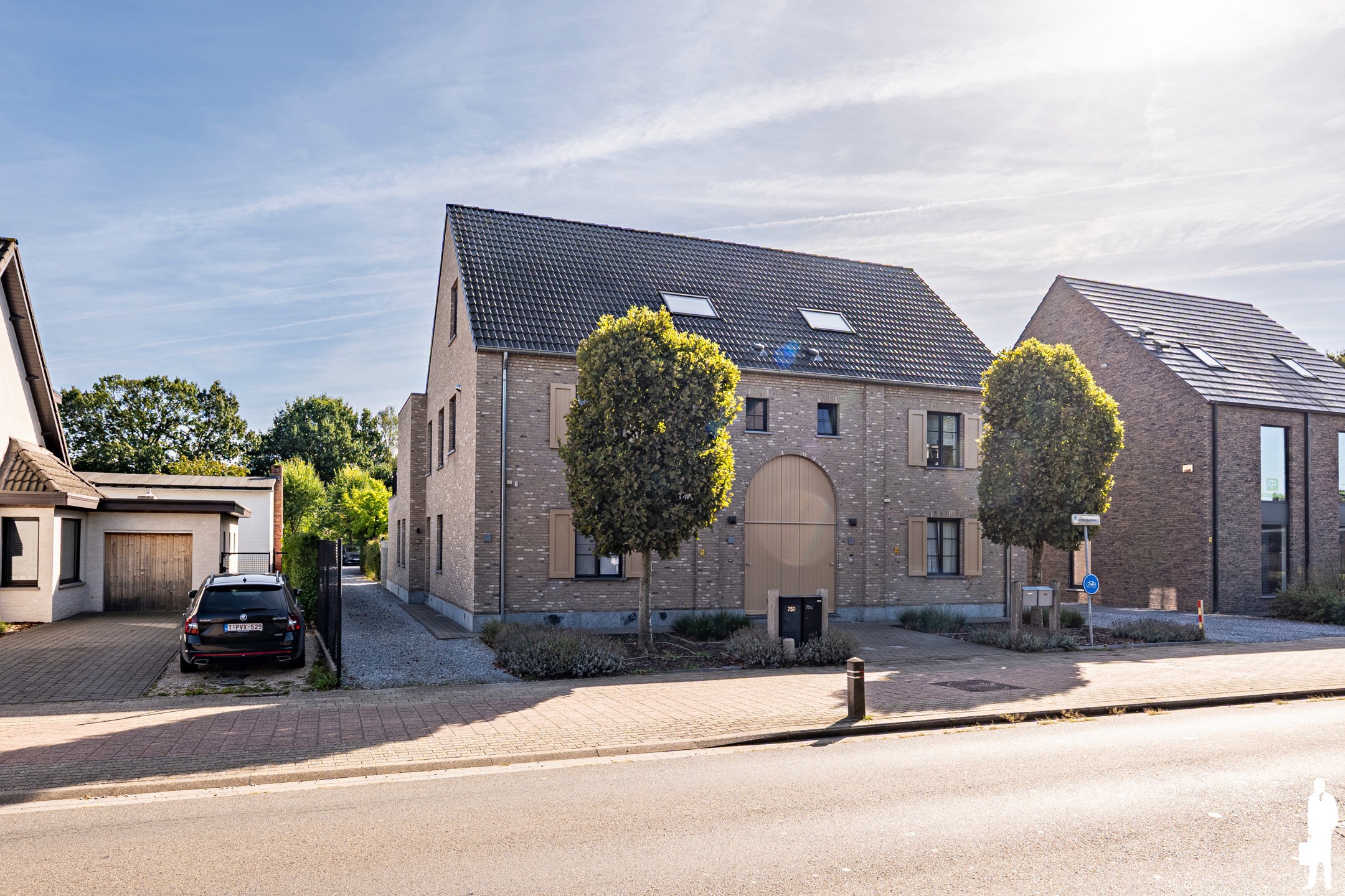 Duplexappartement met 3 slaapkamers, zuidterras en garage - foto 2
