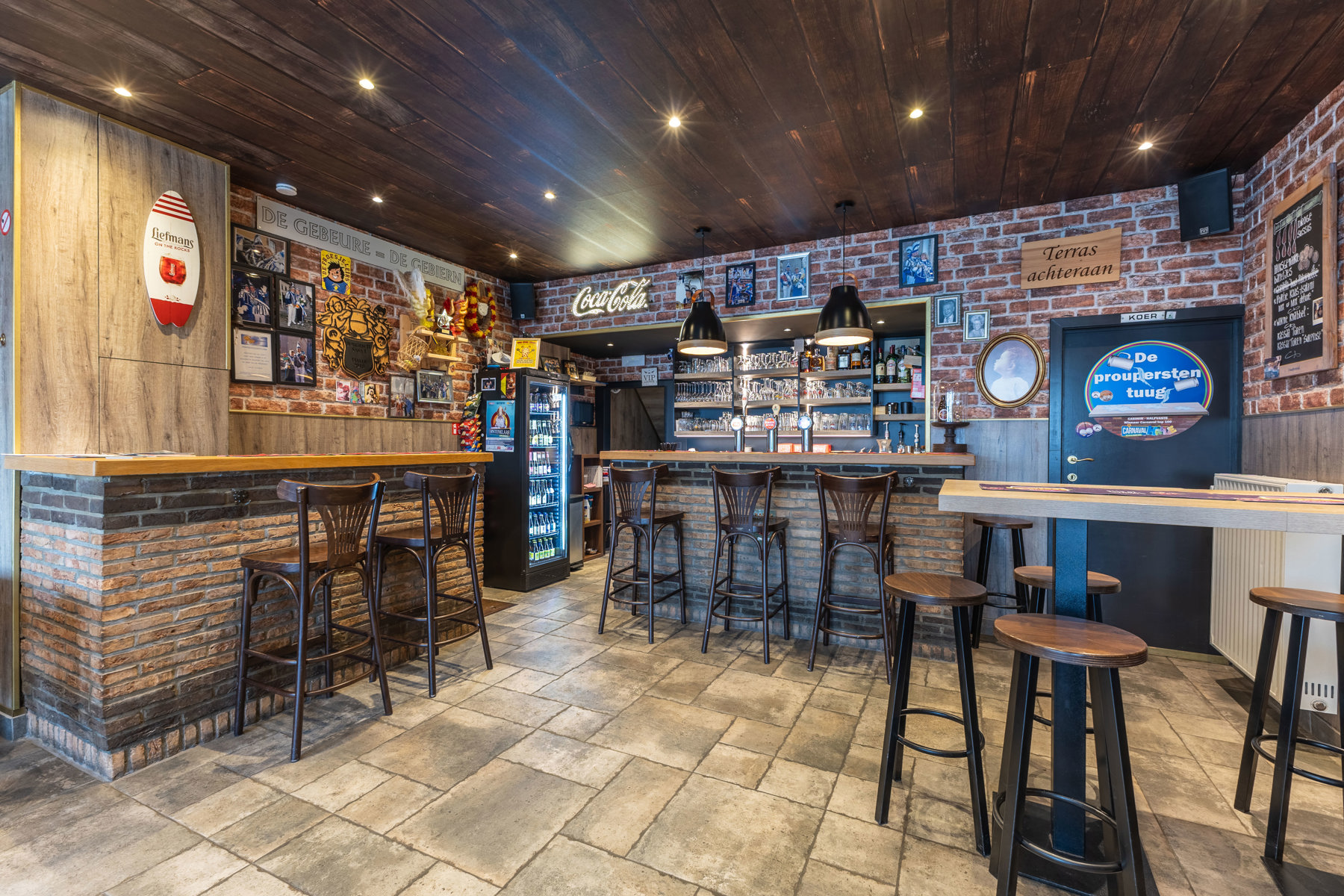 Gunstig gelegen handelswoning met ruim terras - foto 2