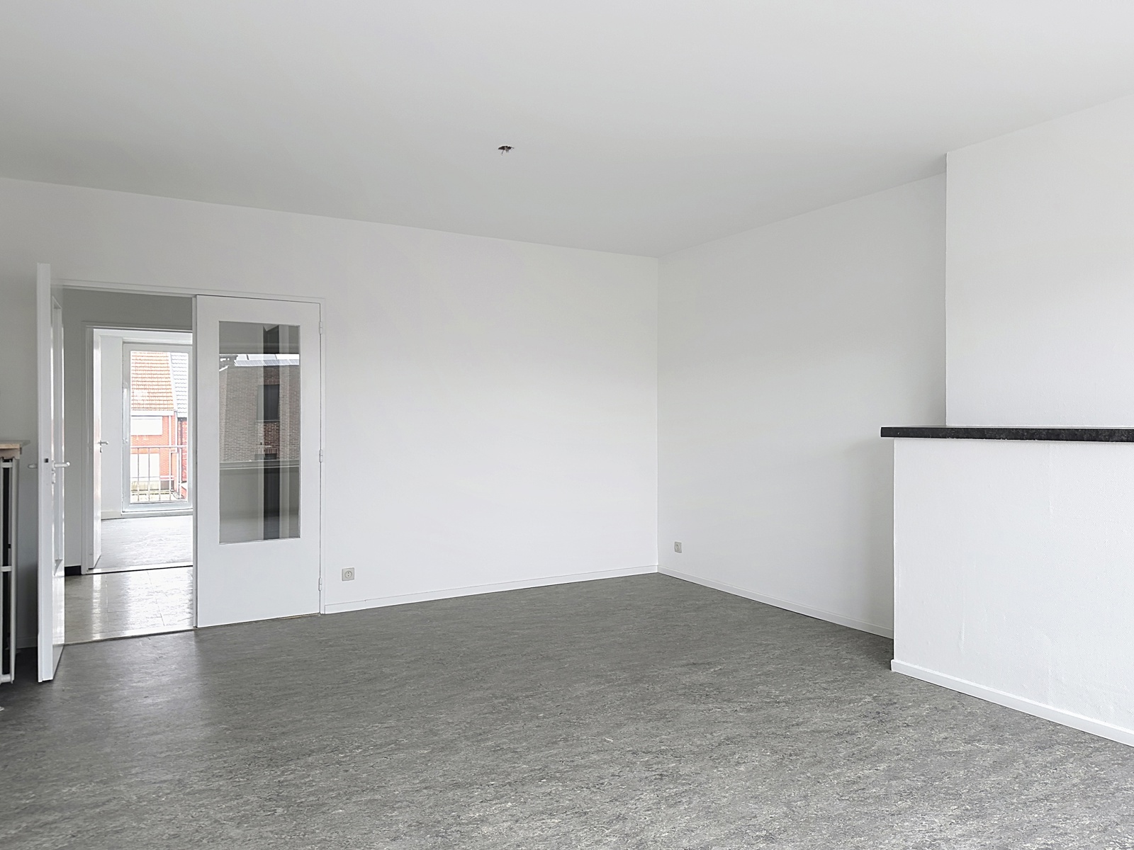 Apartment for rent in Aartselaar with 2 bedrooms - photo 4