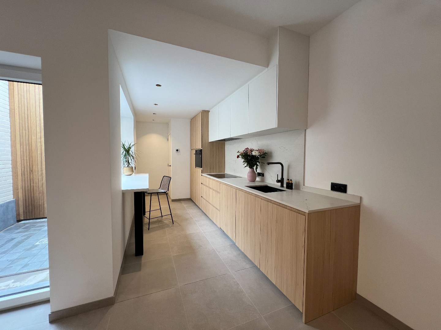 Gezellige, gerenoveerde woning met 2 slaapkamers te Ieper - foto 5