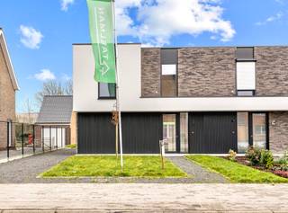Ideally located in OLSENE, modern ENERGY-EFFICIENT new build (already fully finished), with LARGE fenced GARDEN. Convenient driveway,...