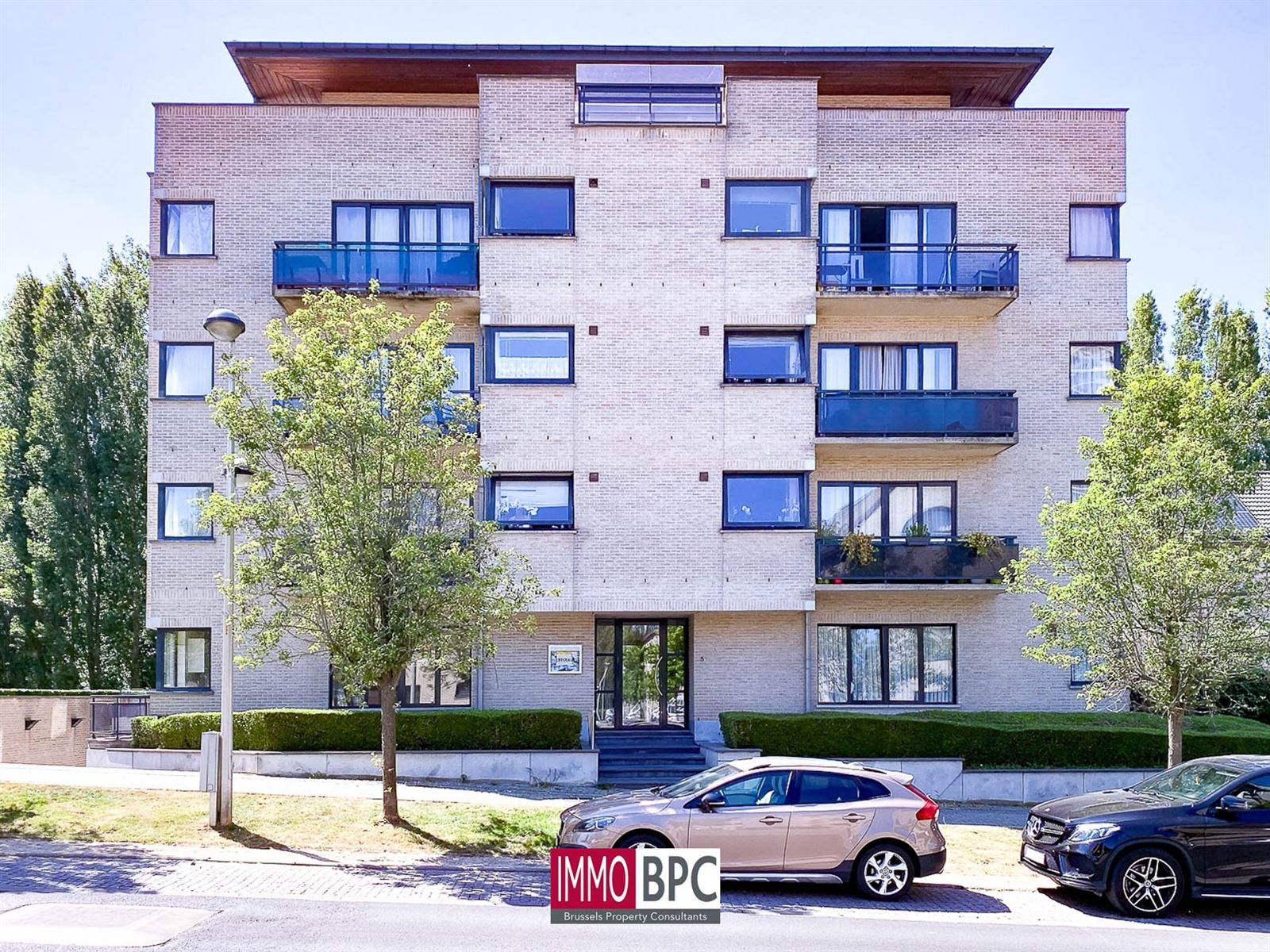 Investment property - mixed use residential - photo 1