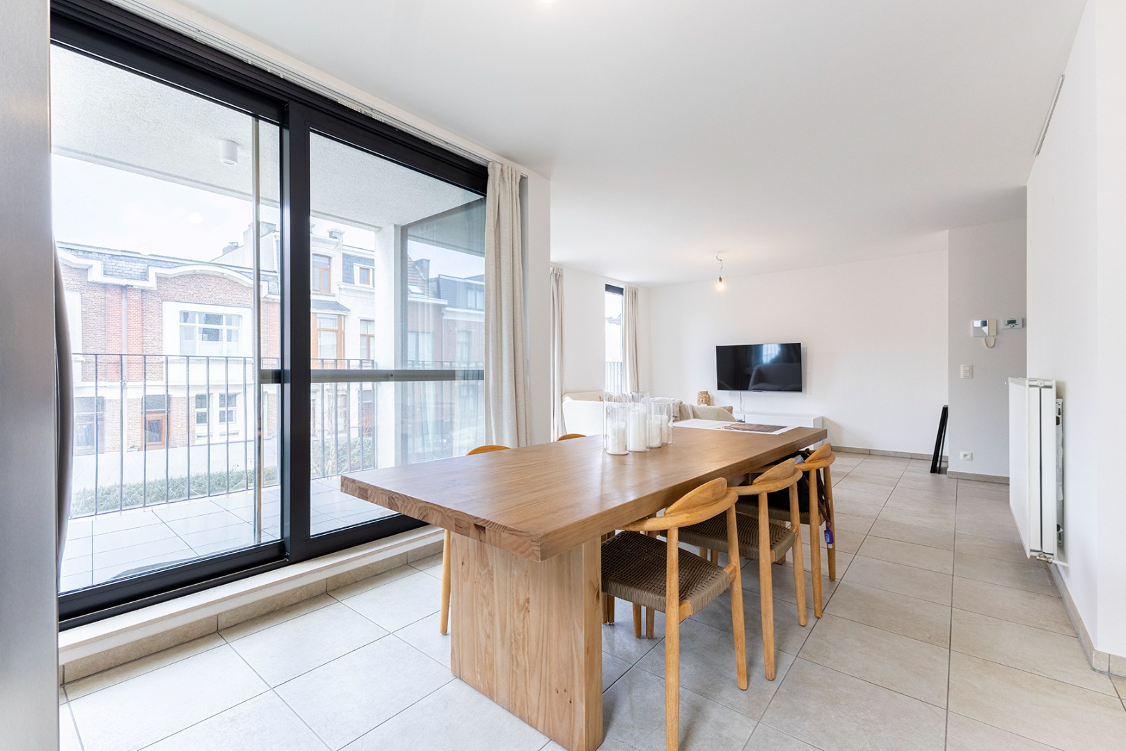 Recent appartement met 2 terrassen en autostaanplaats - foto 3