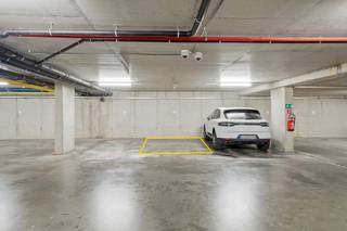Garage for sale in Ostend